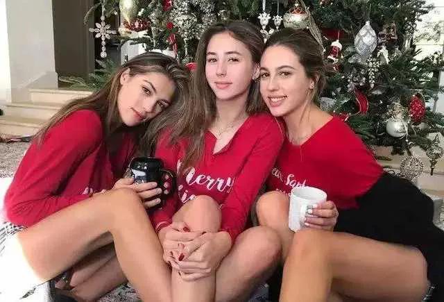Jet Li's four daughters are slim and graceful, they are simply the ...
