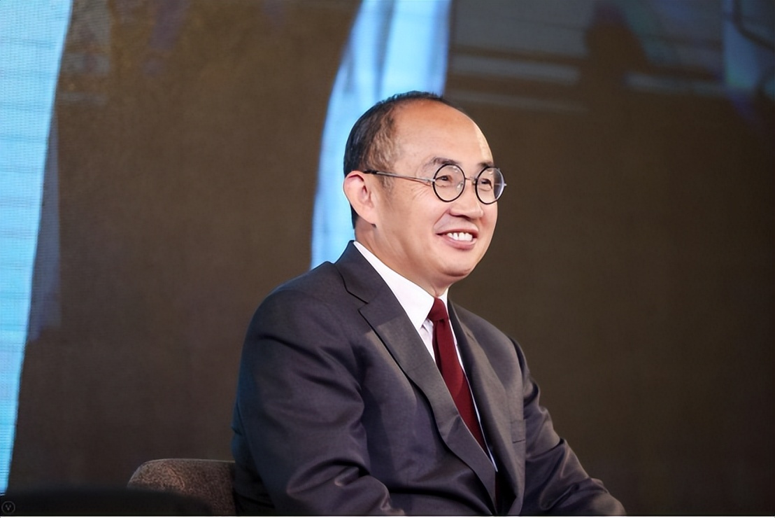 Run away completely?Pan Shiyi emptied 30 billion and appeared overseas ...