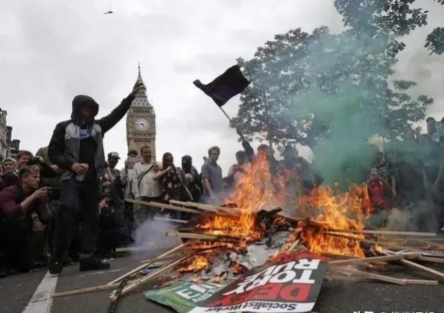 Everything is possible if Britain disintegrates. What are the reasons ...