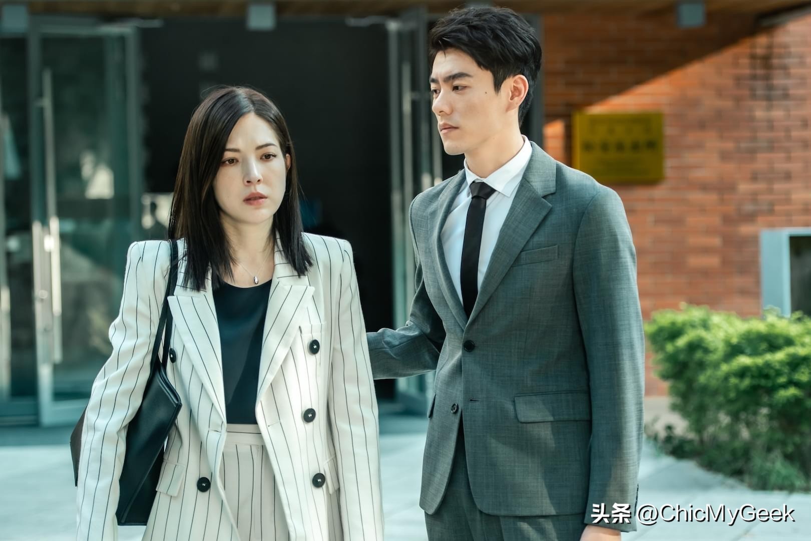 The celebrity in the drama is not popular, but after the actress in the ...