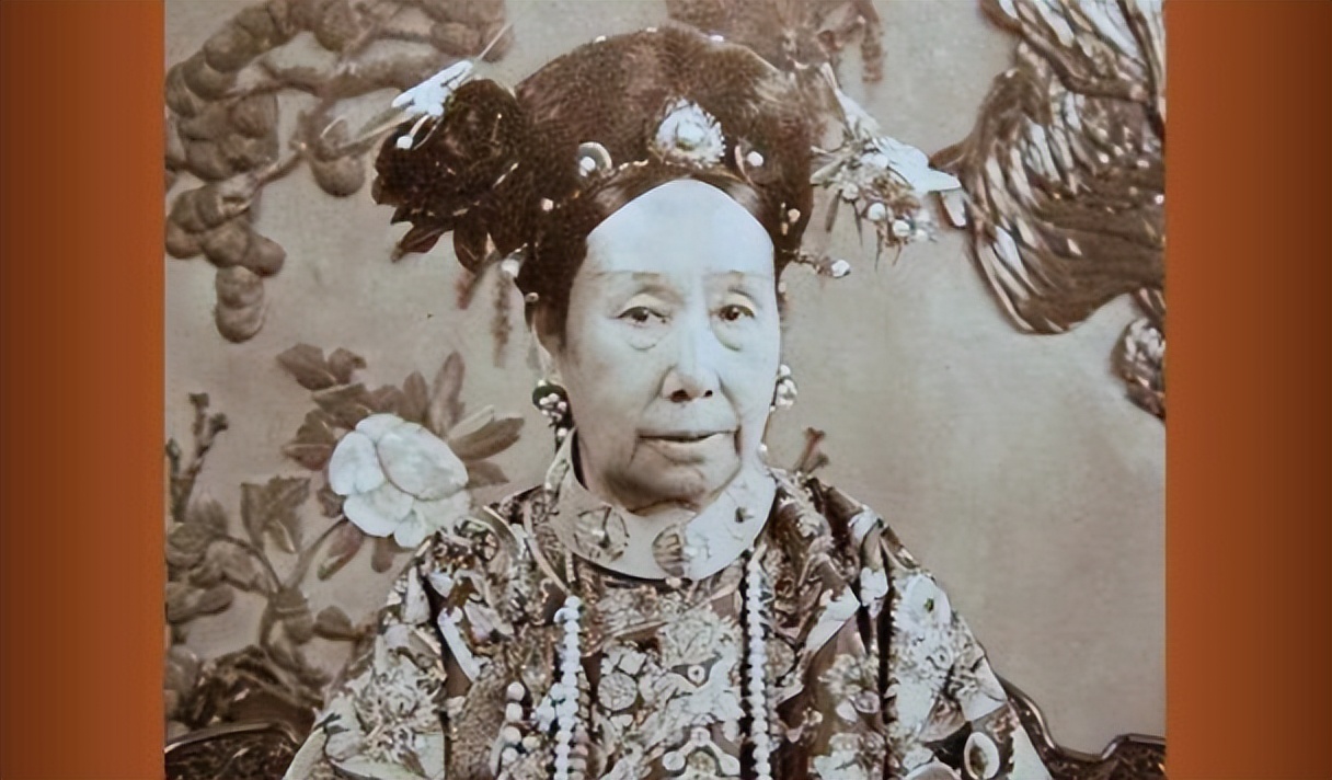 How did the Qing Dynasty collapse? iNEWS