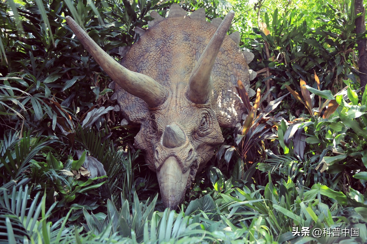 "Jurassic World 3" fire, can dinosaur cloning really a reality