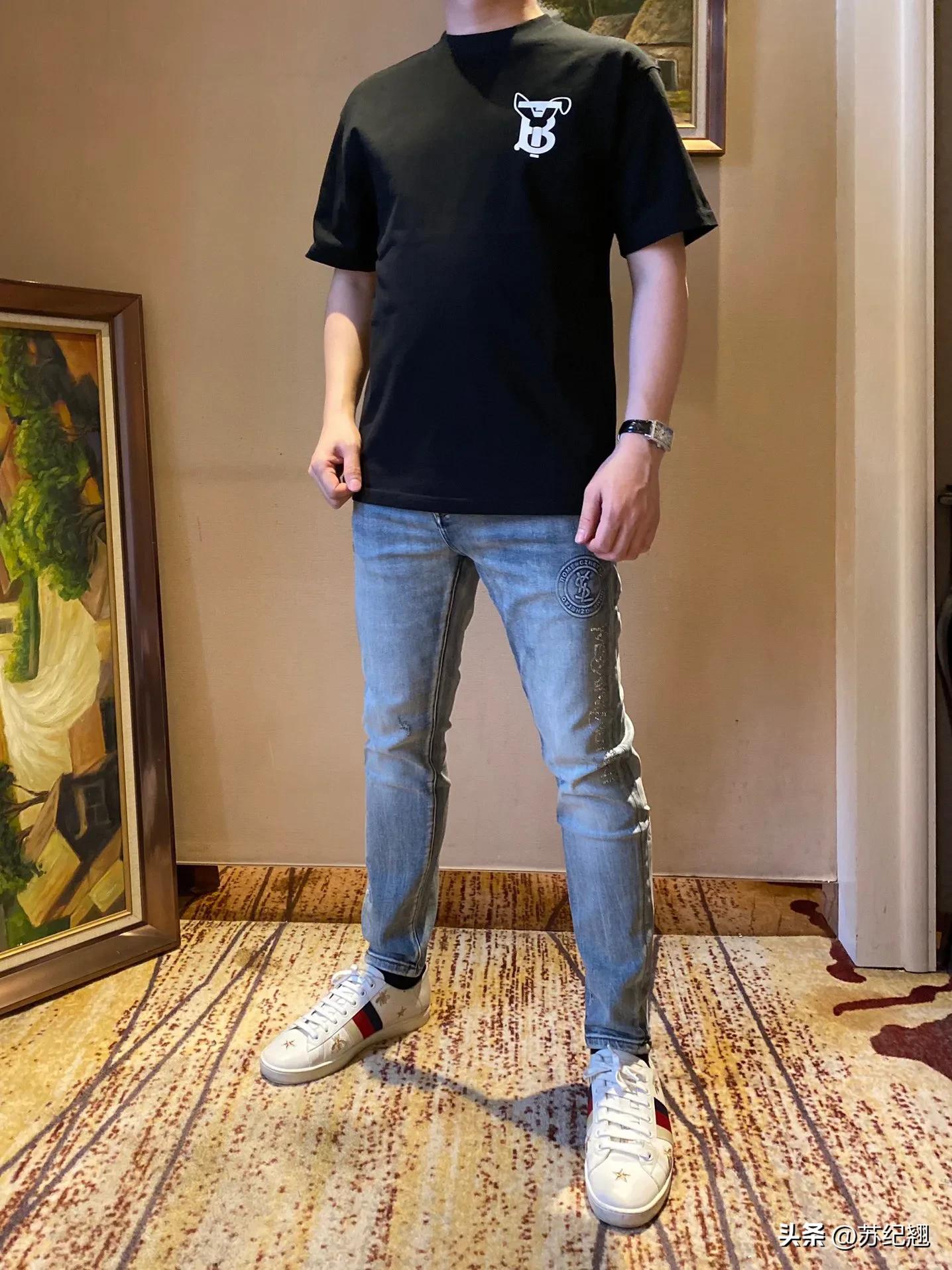 The basic style is well worn, highend and stylish iMedia