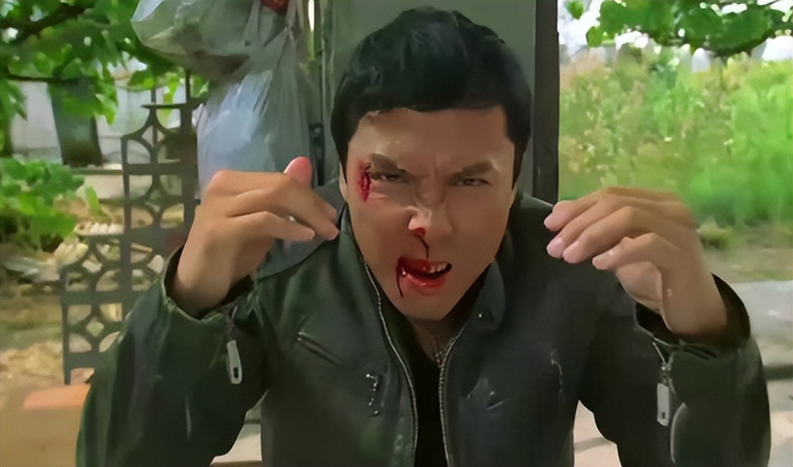 Zhao Wenzhuo was praised for kicking a knife, Donnie Yen made disaster