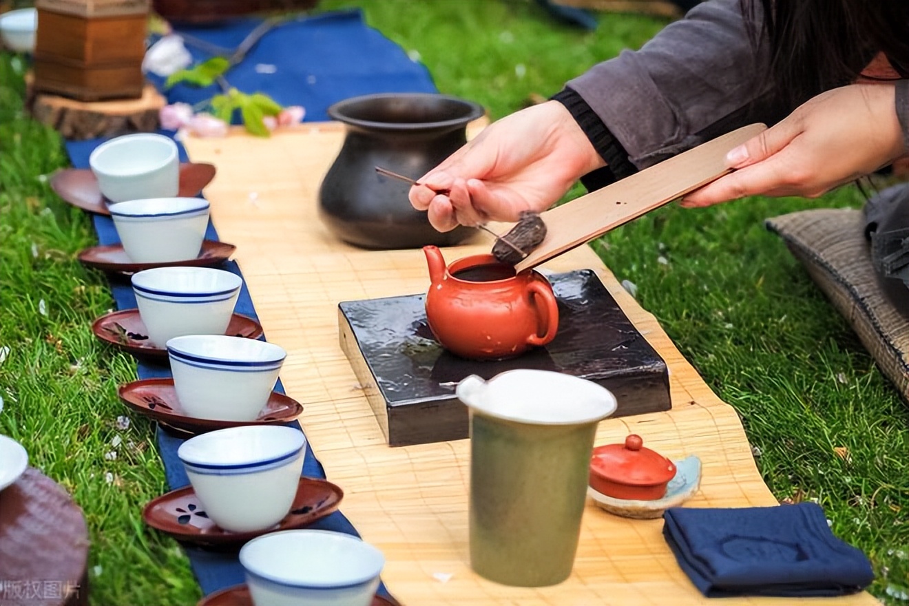 What is "tea ceremony" iMedia