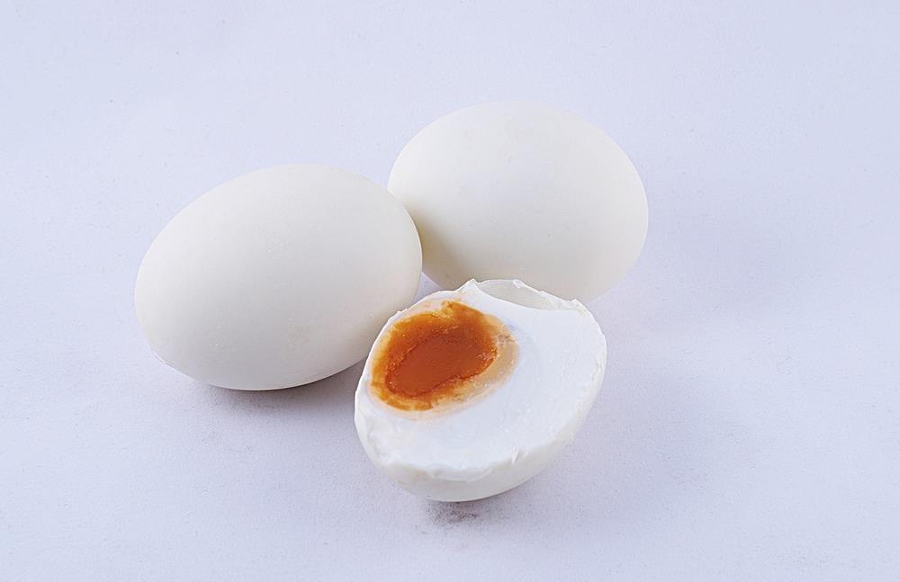 How long to cook salted duck eggs? iMedia