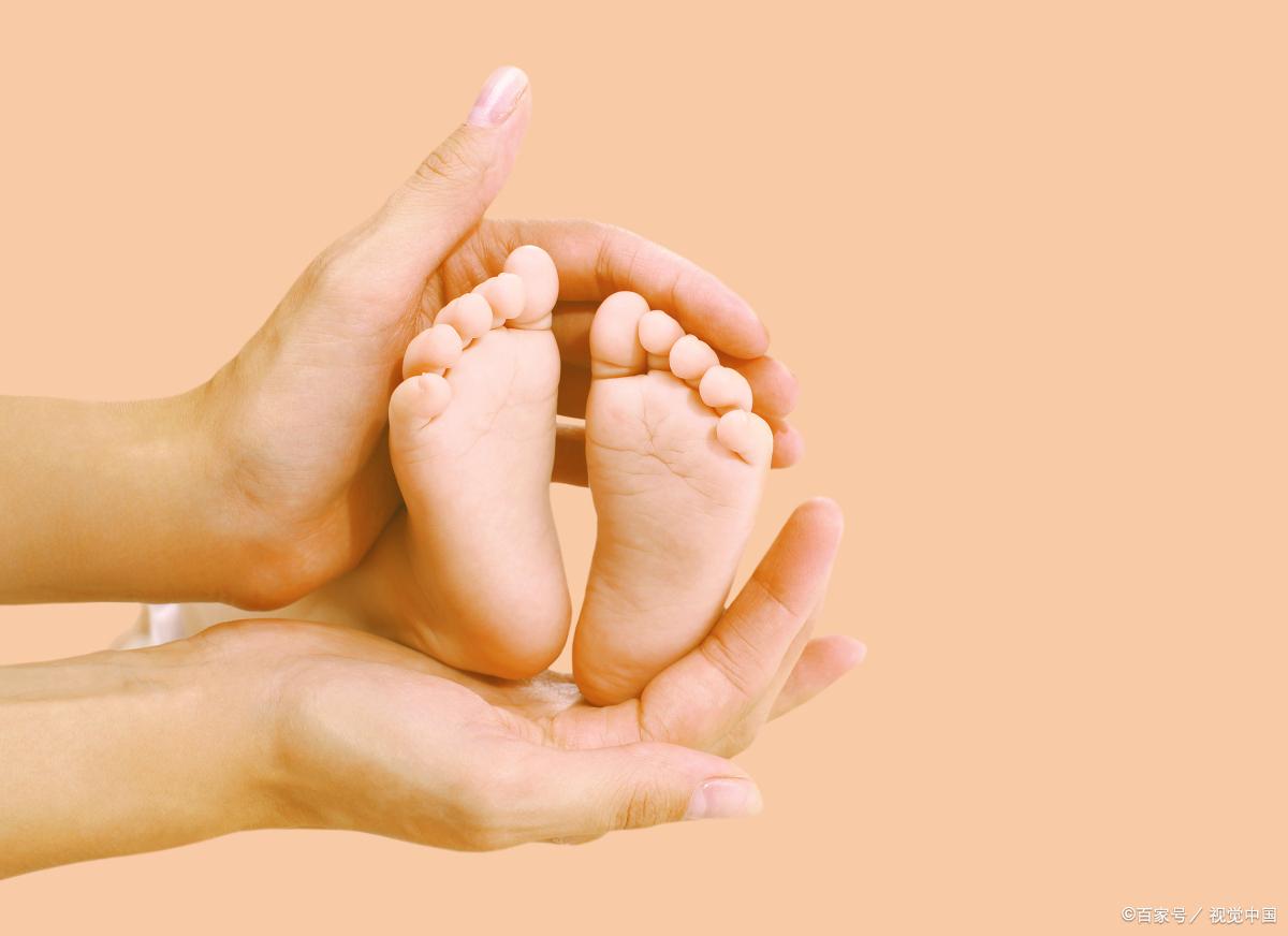 Banana Baby brand baby teether has been recalled, how should parents