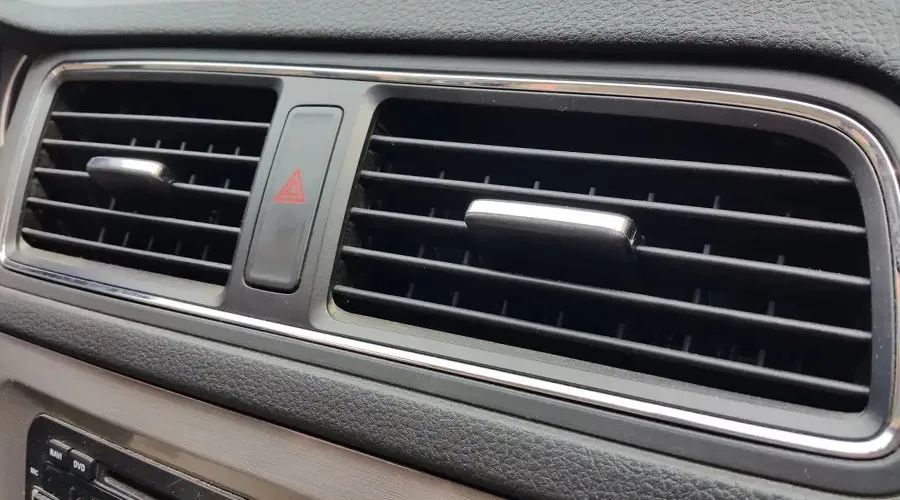 The air conditioner is not cooling, but the fault point is not in the