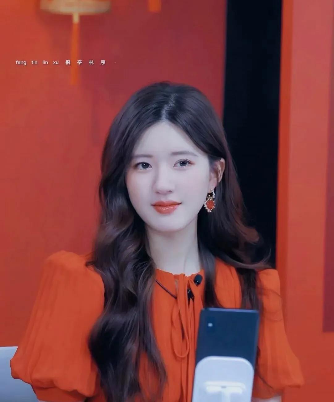 Zhao Lusi wallpaper 012 iMedia