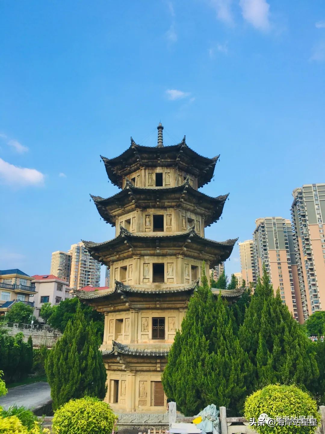 A clean place in the busy city of Putian, the stone pagoda stands for ...