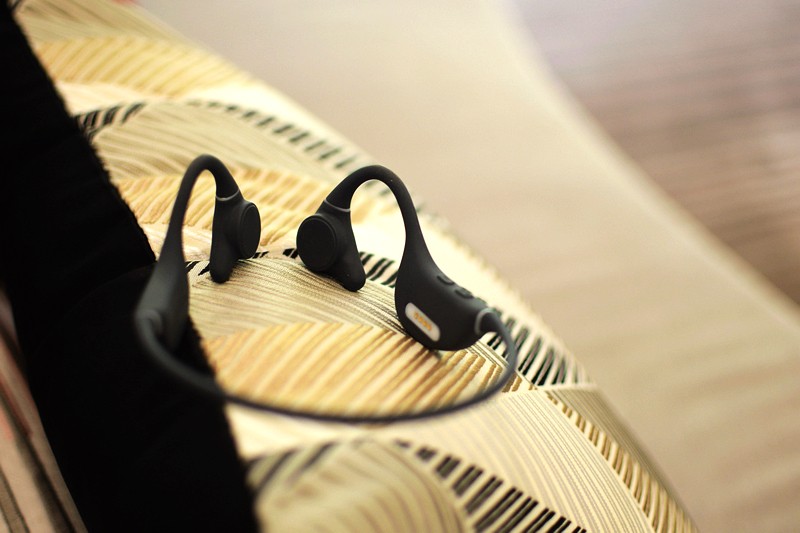 With simple design and superb sound quality, South Carolina Runner Pro4