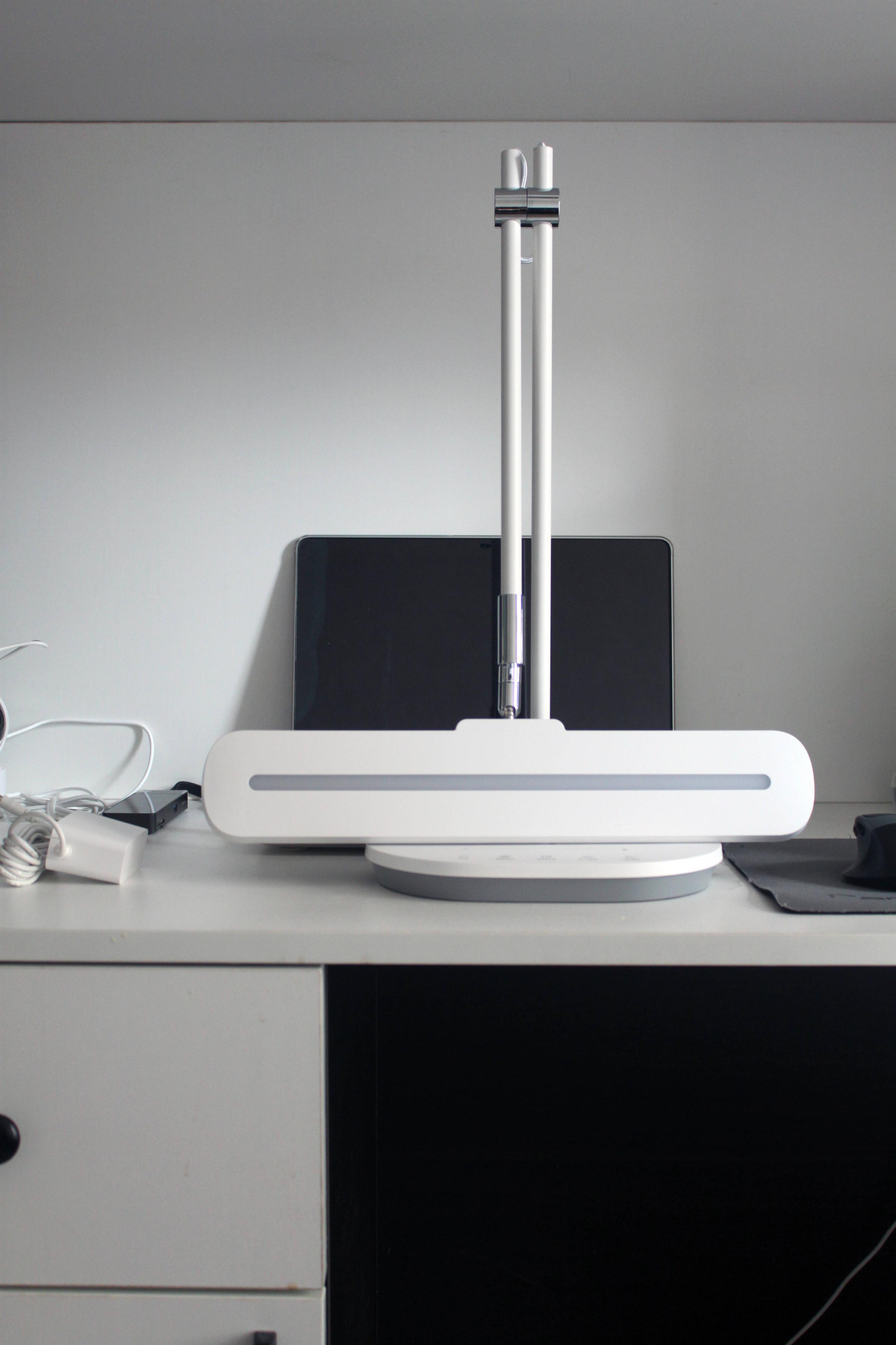 Nanka L1 Pro eye protection table lamp professional light, scientific