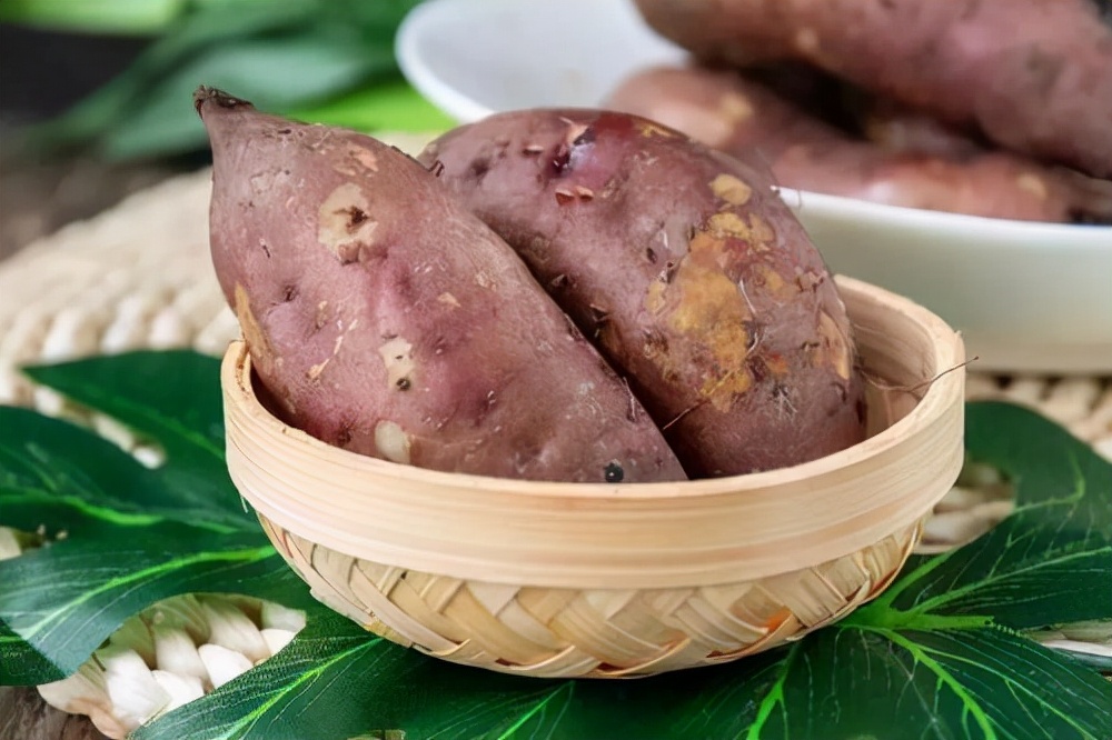 What are the benefits of sweet potatoes?Can it really "lower blood