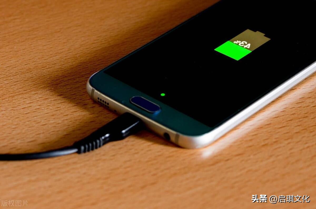 Unplug the phone after it is fully charged? Many people make mistakes ...