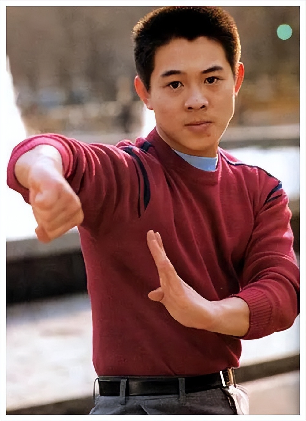 Li Lianjie's life, sober and self-disciplined - iNEWS