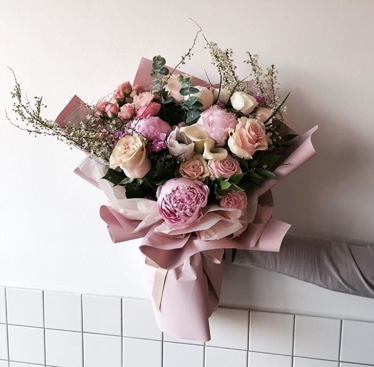 Color matching, to a bonus item for bouquets iMedia