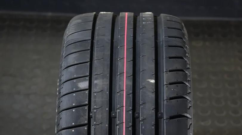 Comparison test of 7 ultra-high-performance tires: Pirelli P7 is second ...
