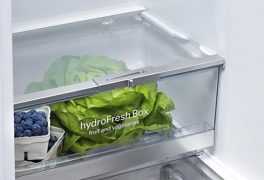 What should I do if the refrigerator suddenly stops cooling? iNEWS