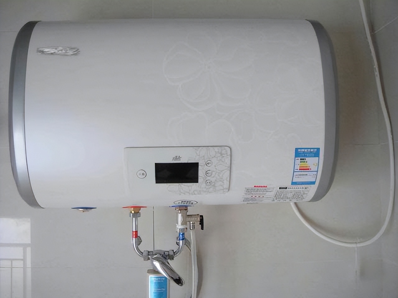 How to use the water heater? Can it be safe and not waste electricity ...