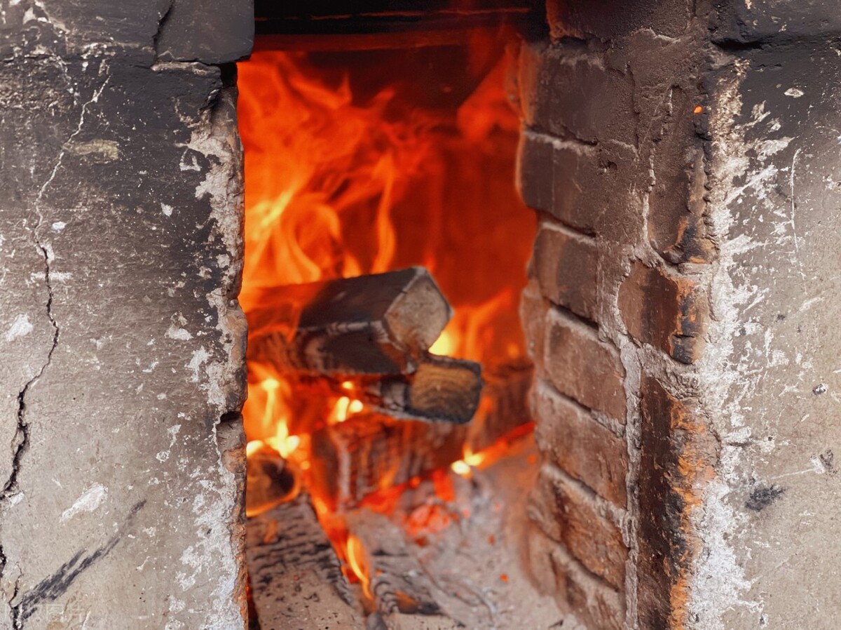 As the saying goes, "Three mistakes in the stove mouth, the family is