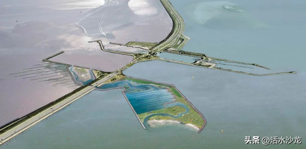 The innovative design of the embankment of a small country and a great ...