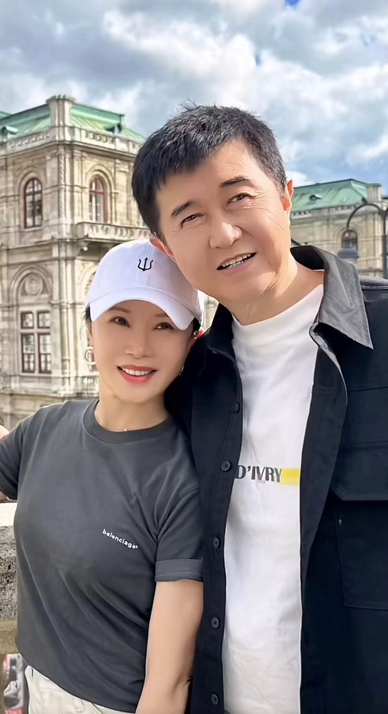 Fu Disheng brought his son and daughter-in-law to Austria! Ren Jing ...