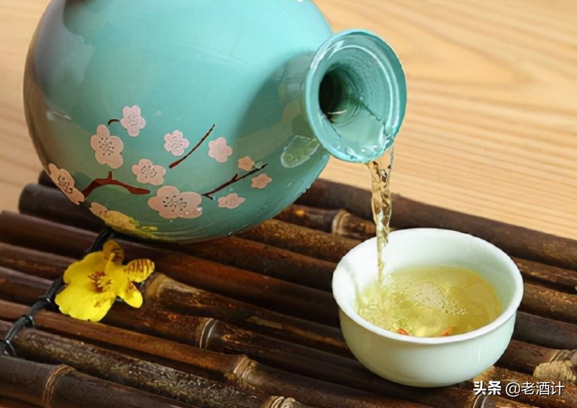 Have you seen these heavyflavored sparkling wines? iNEWS