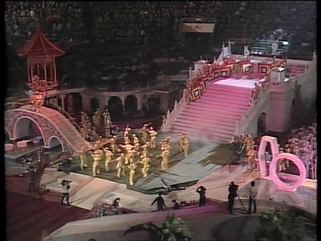 In the failed 1985 Spring Festival Gala, chaos became the main theme ...