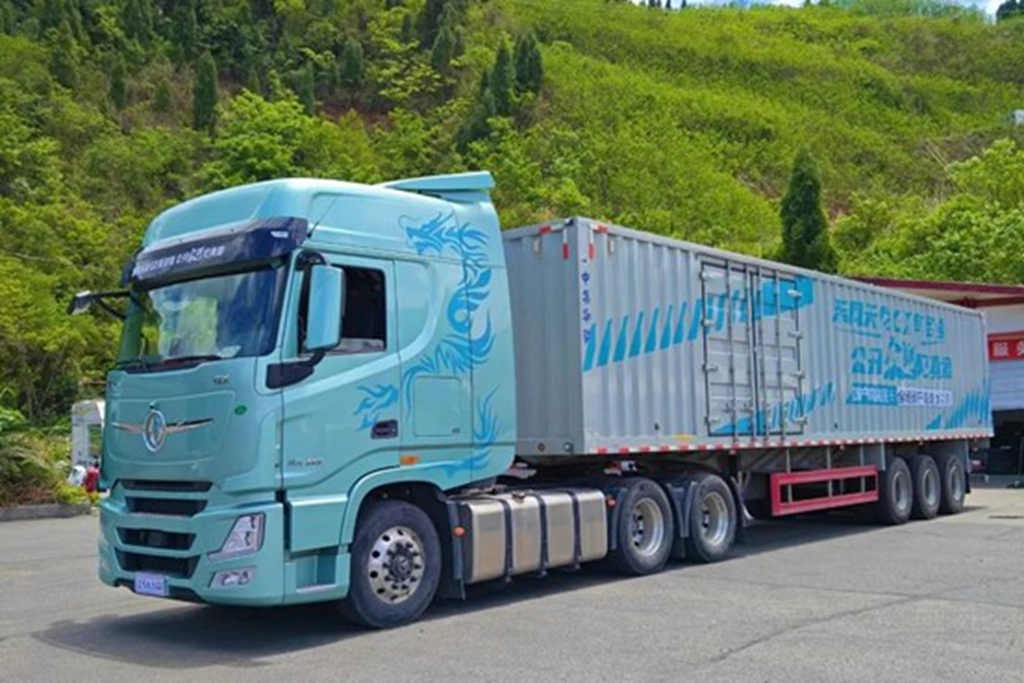 Xie Zhipeng: Good products must keep up with services. Dongfeng ...