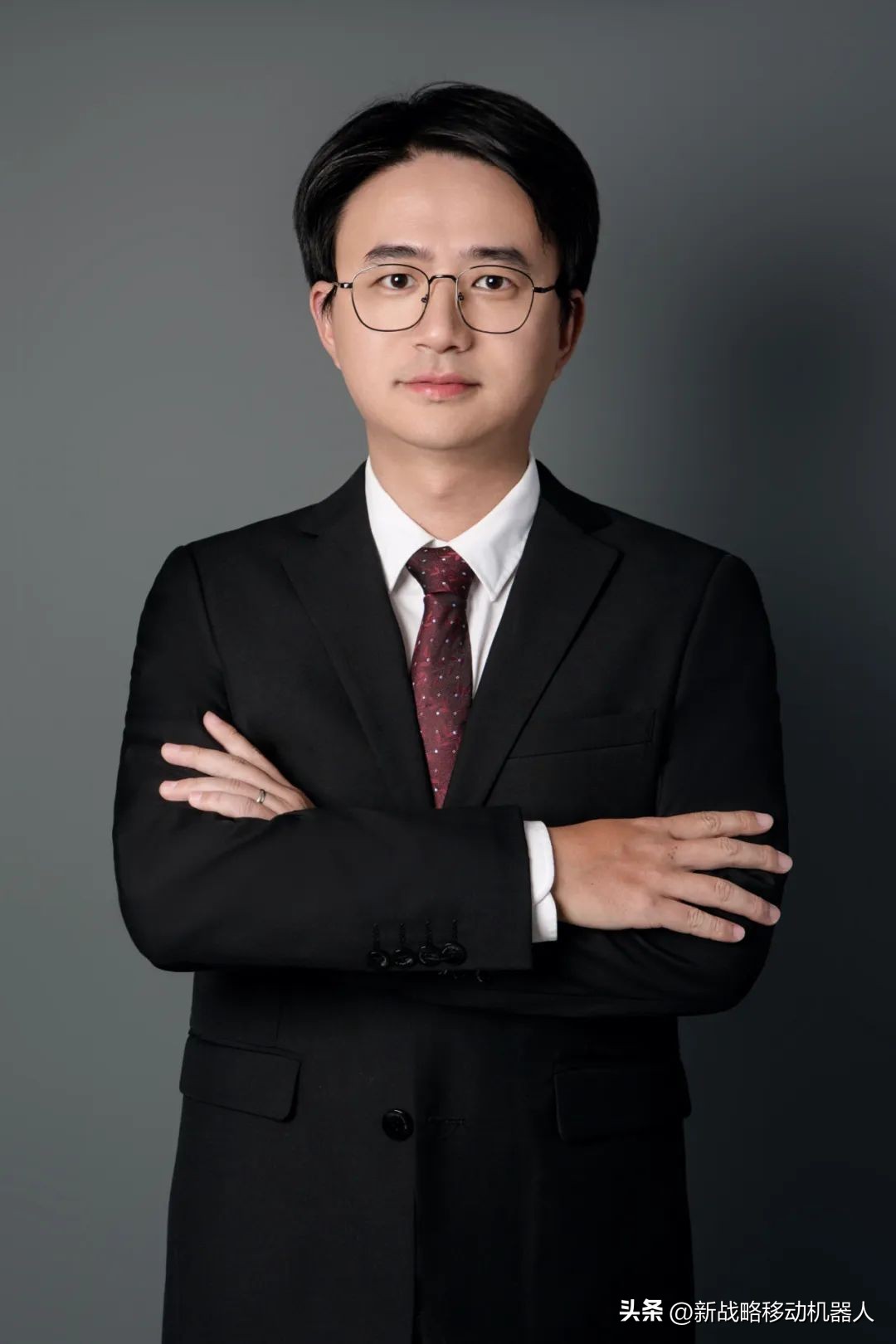 Connecting equipment in the upper and lower scenarios the "linking