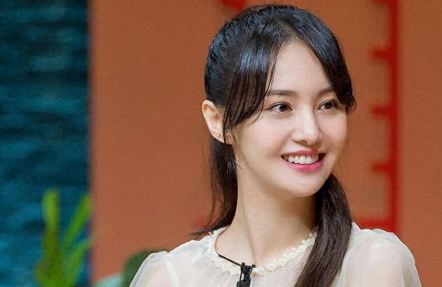 There is a kind of "plastic surgery" that makes Zheng Shuang quit the