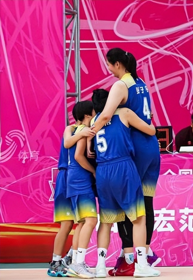 "Female Yao Ming" Zhang Ziyu: At The Age Of 14, Her Height Has Reached ...