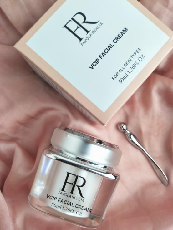 What skin care products should I use in my 30s?These antiaging skin