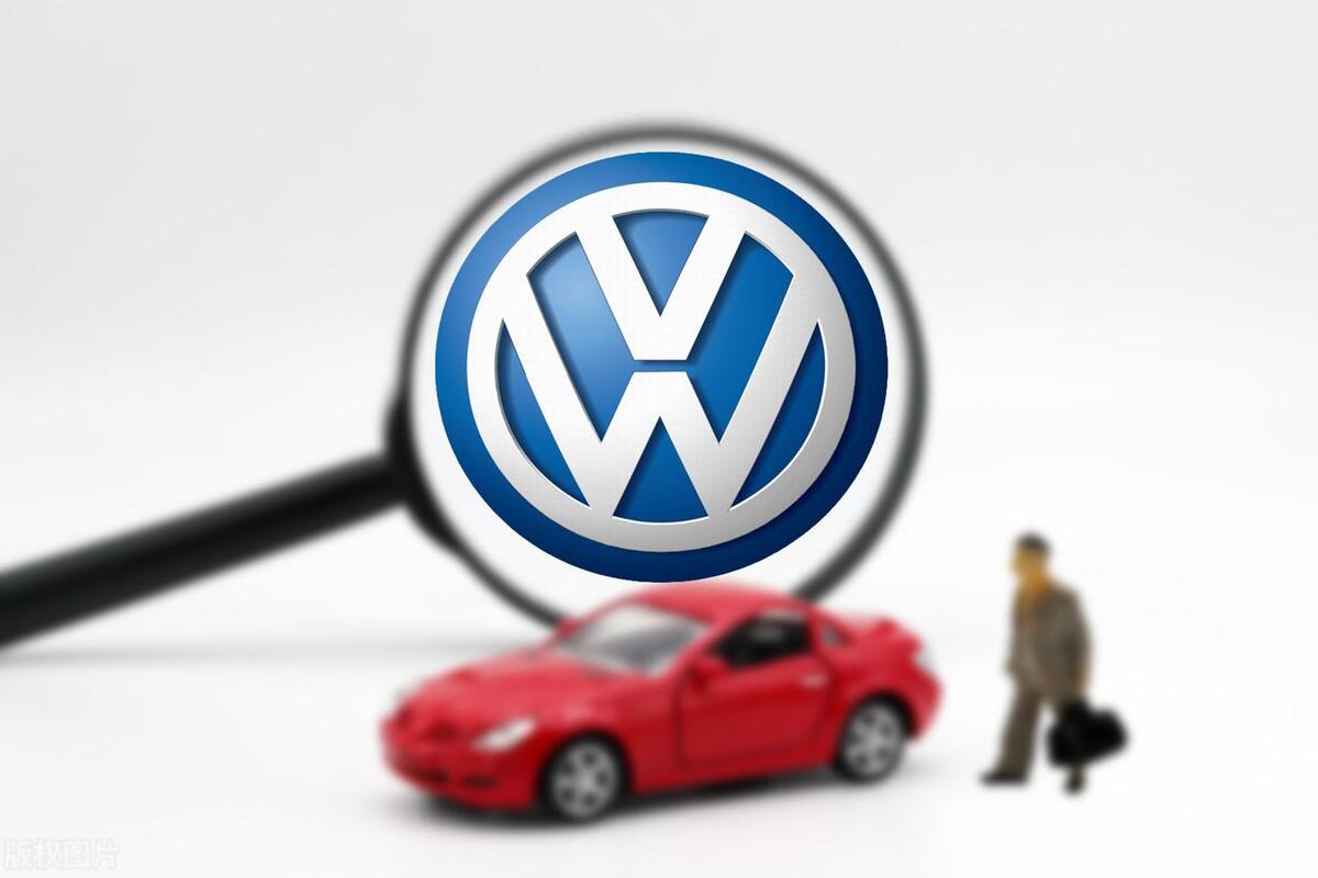 Exposure to the largest restructuring of auto giants iMedia