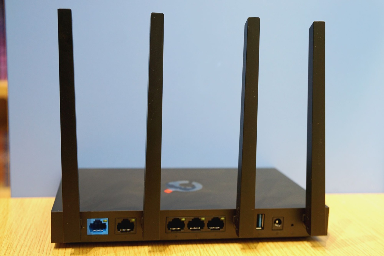 Turning an enterprise-level router into a home, it turns out to be so ...