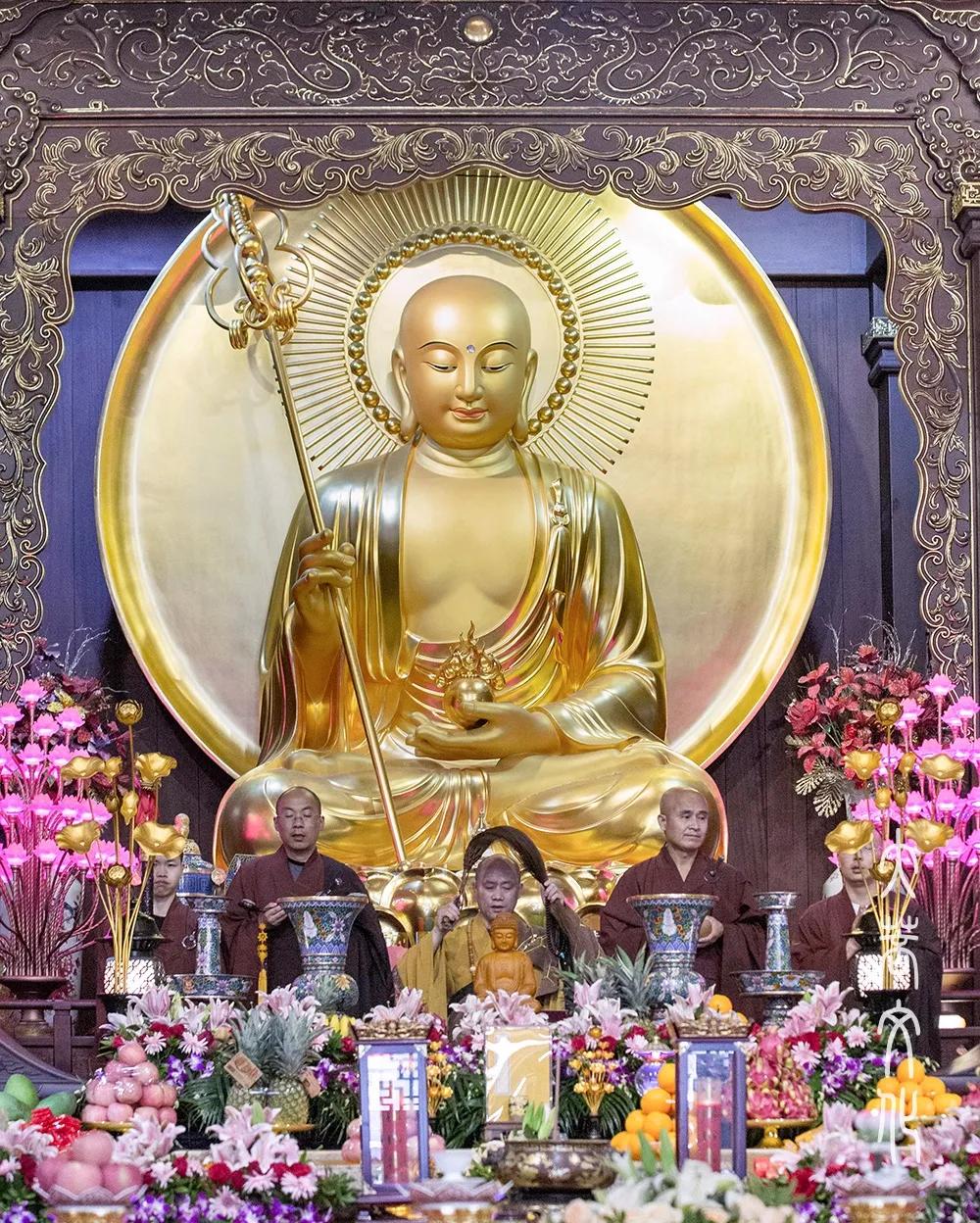 Inherited from Shangwu and the lower end of the great monk Caodong's ...
