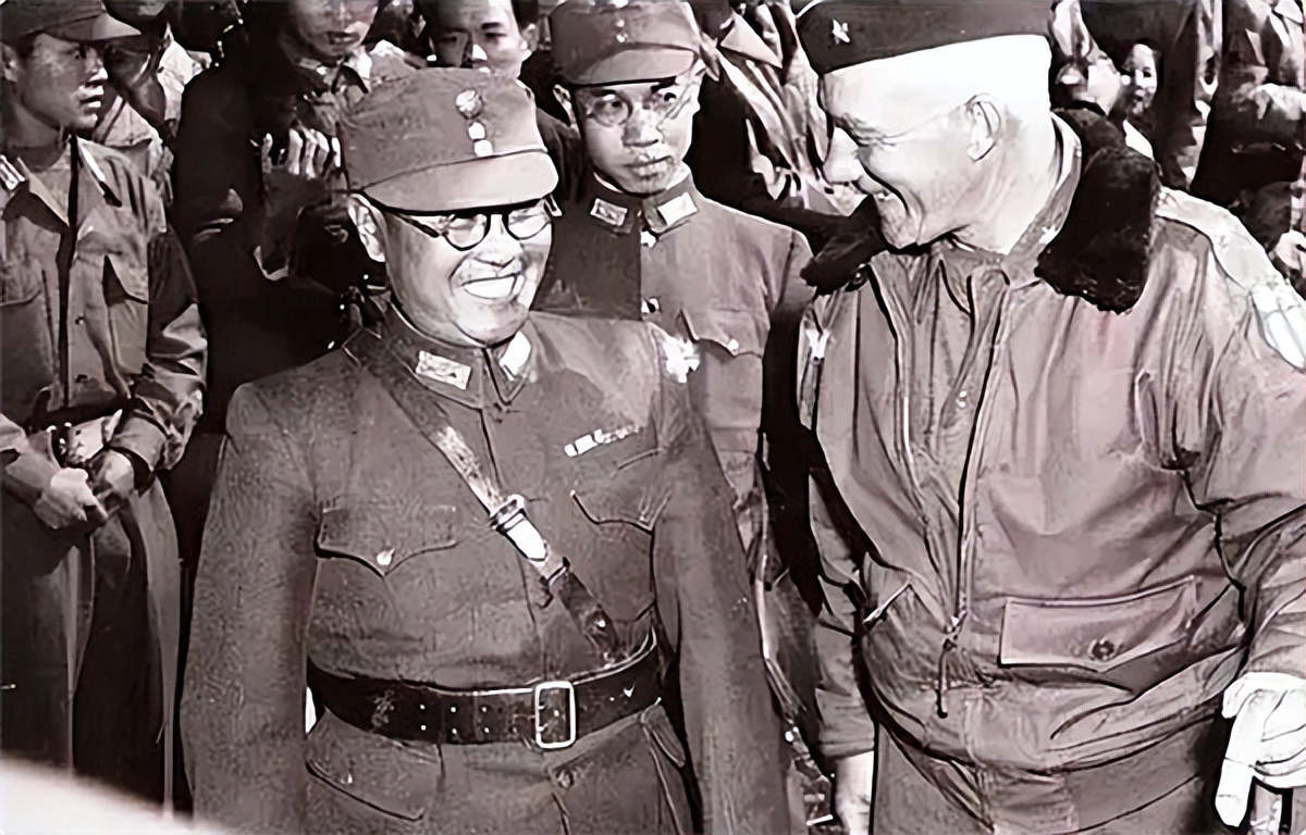 After Liao Yaoxiang was captured, he saw Mr. Lin and quickly saluted ...