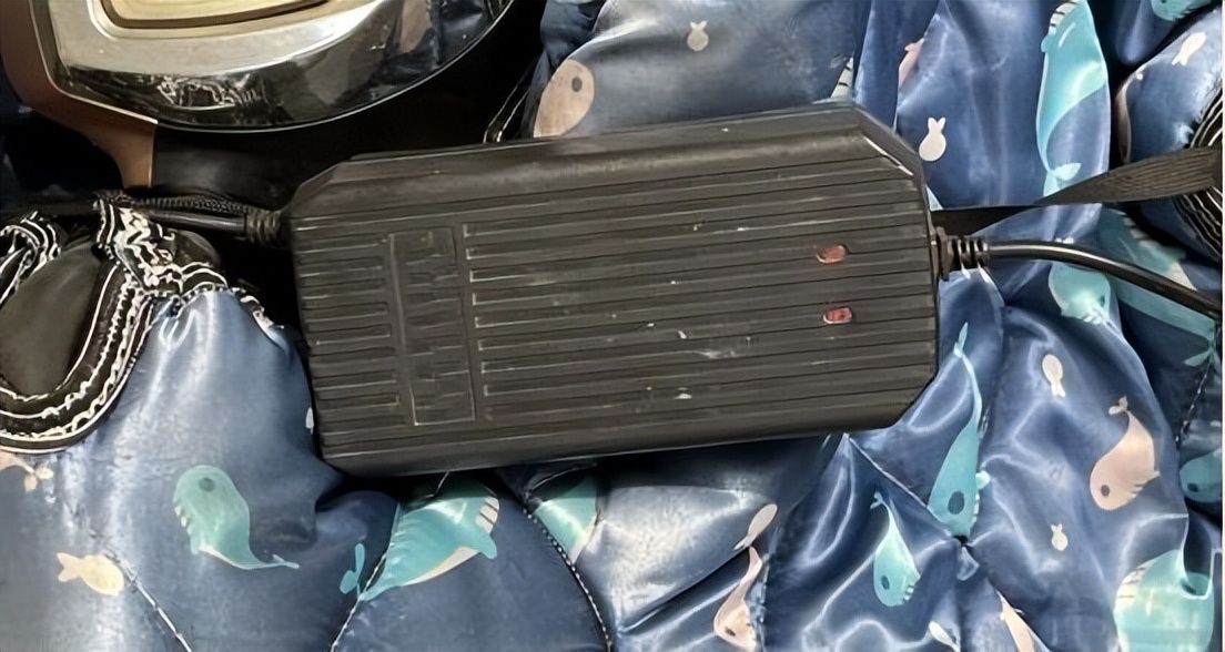 Does leaving the charger fully charged affect battery life?The electric