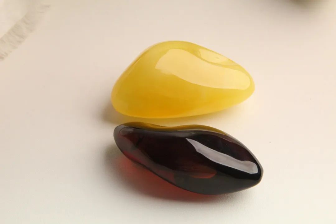 How many heartbeats does the incense of amber start with the smell? iNEWS