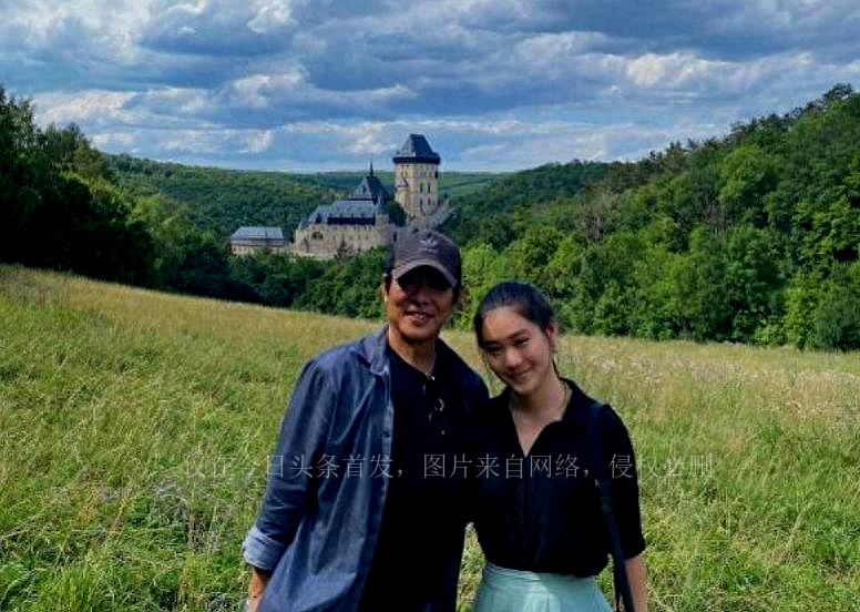 Jet Li and his daughter look rejuvenated and handsome during their ...