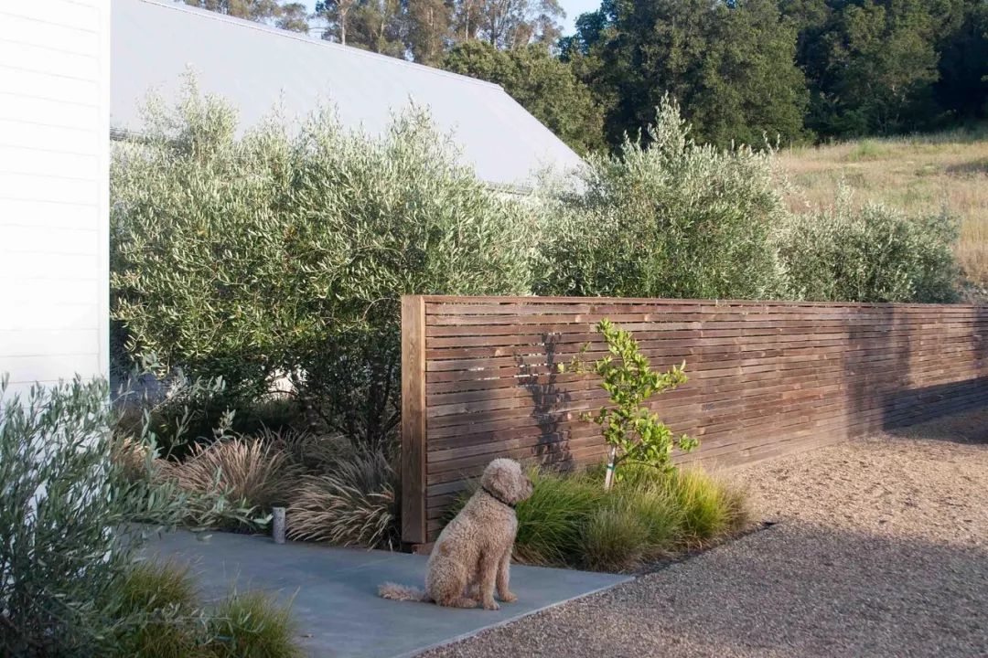The sense of ritual in the garden should start with a beautiful home ...