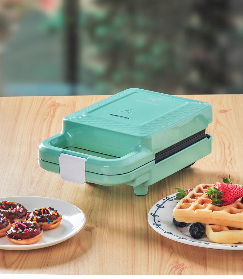 What is the difference between a sandwich maker and an oven? After