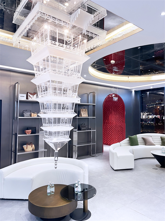 LUSSLOOP boutique trendy luxury collection store double store opening ...