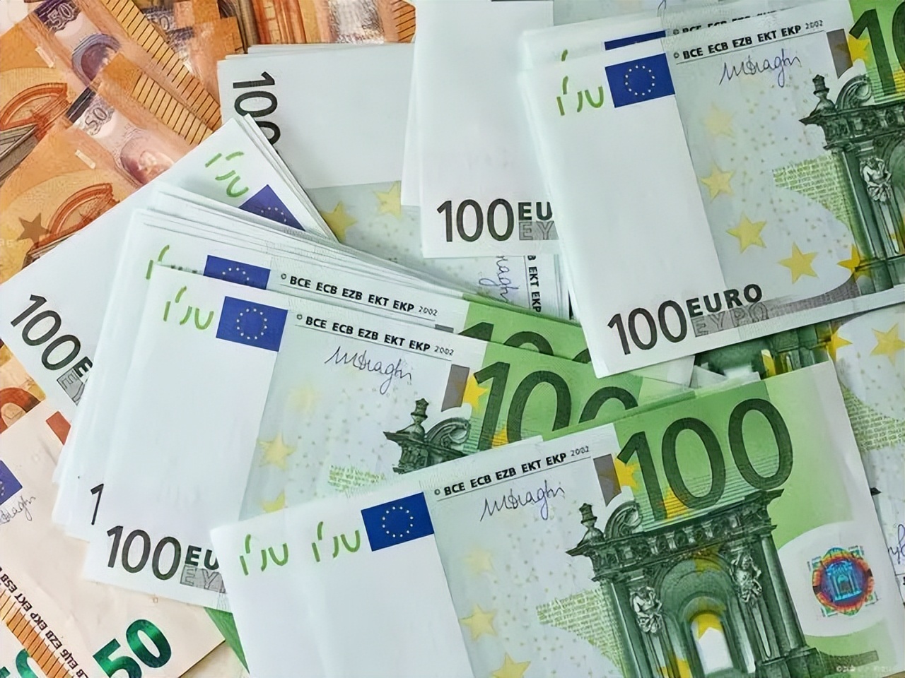 European countries throw money to save inflation!New British Prime