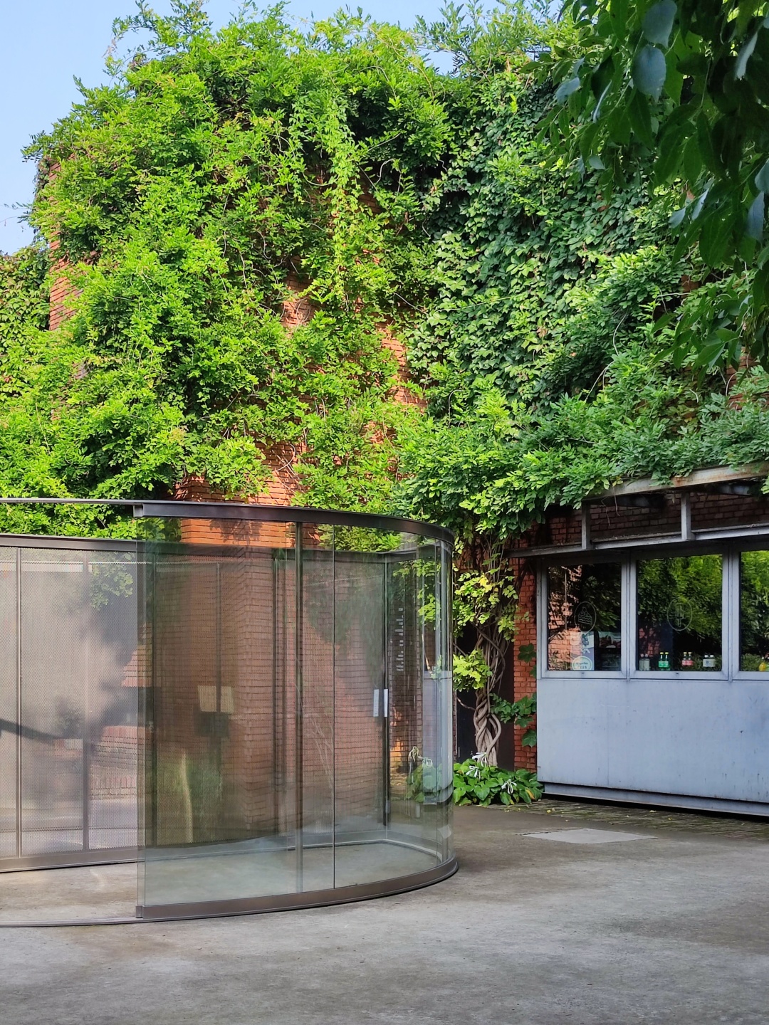 Design for the Red Brick Contemporary Art Museum iNEWS