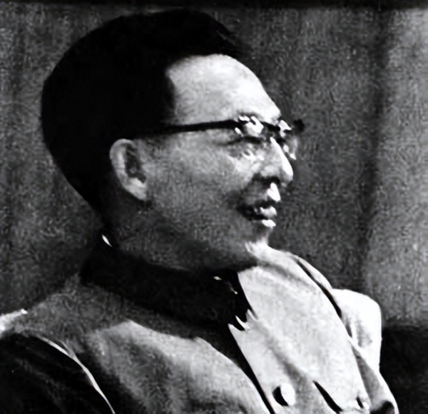 After Premier Zhou became seriously ill, Zhang Chunqiao tried to ...