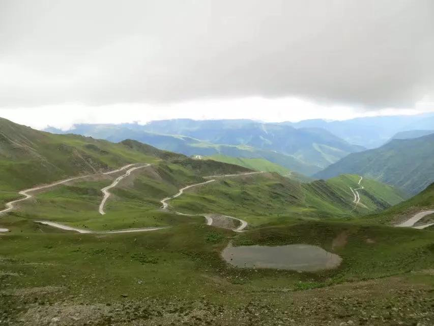 Moyou Baoxing Jiajinshan Wenchuan Dujiangyan Small Loop Line - iNEWS