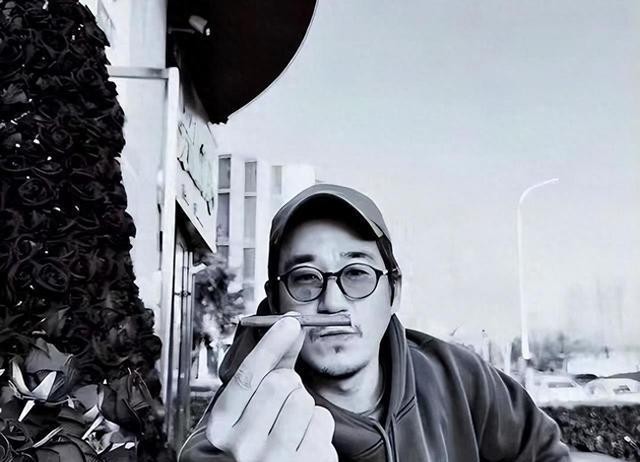離開親爹張國立以後,年過四十的張默,如今生活怎麼樣了? - 資訊咖
