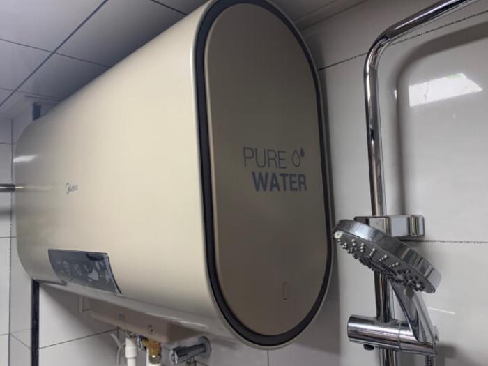 Is it safe to take a shower? Midea Meiyi enjoys onekey call for help