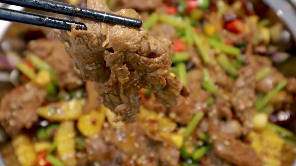 Homemade practice of dry pot beef iNEWS